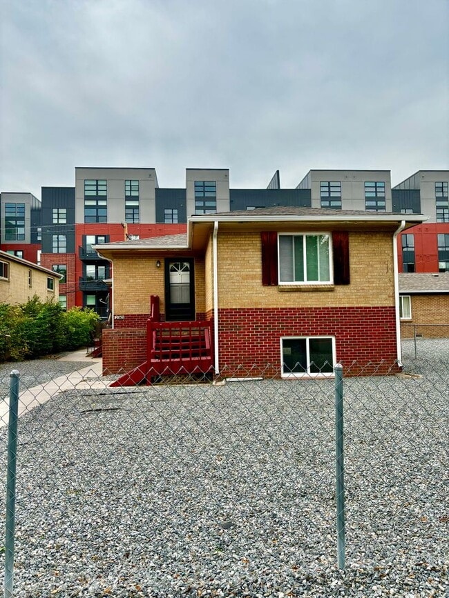 Building Photo - $500 Off First Month!! Now Leasing! Beauti... Unit 2363