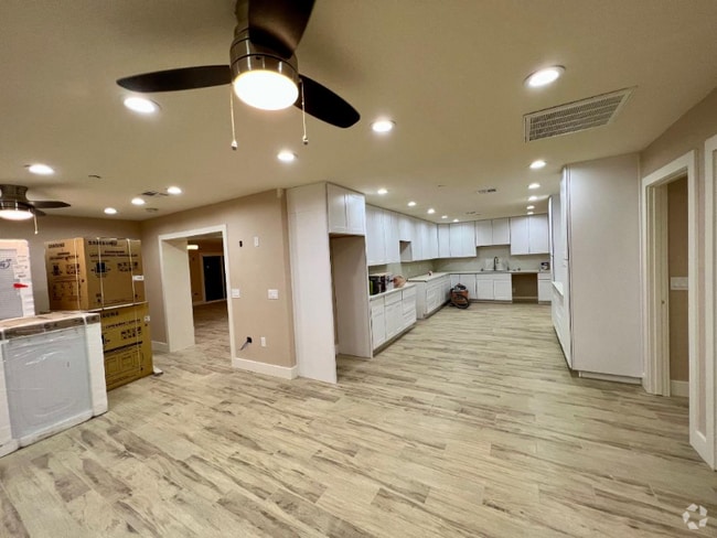 Building Photo - 4007 N 59th Ave Rental