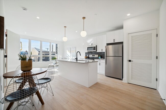 The Cecil - The Cecil Apartments Unit 405