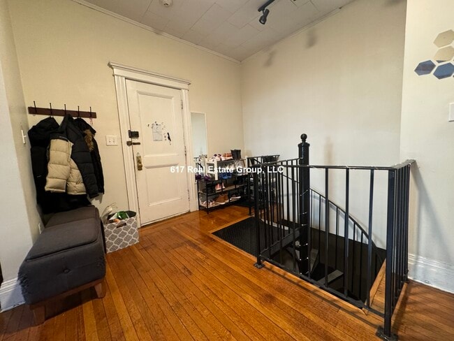 Photo - 18 Euston St Unit 1