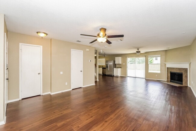 Photo - 1622 Withers Way