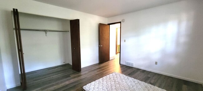 Photo - Great location on Airport Rd