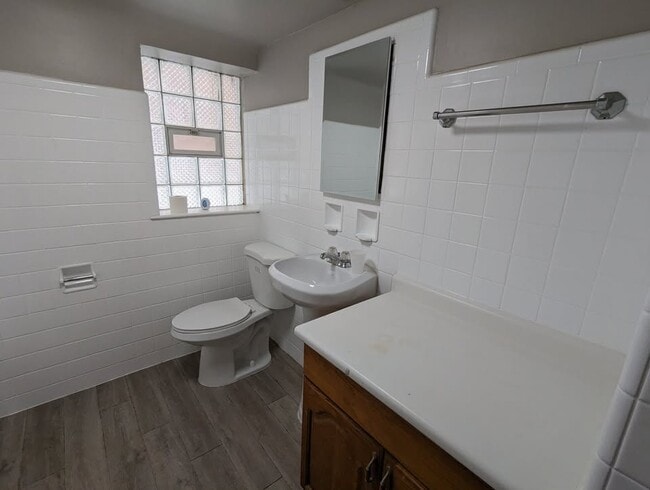 Photo - 7159 S Francisco Ave Unit G