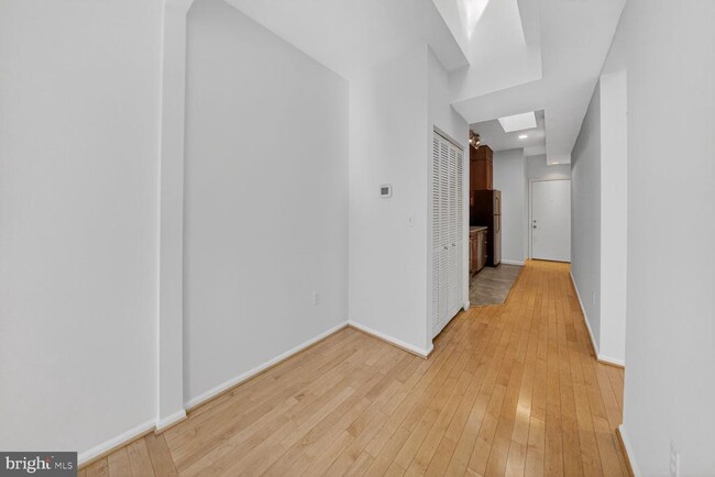 Photo - 424 Q St NW Unidad H