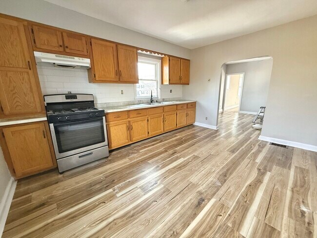 Photo - 13 Brooks Ave Unidad 2