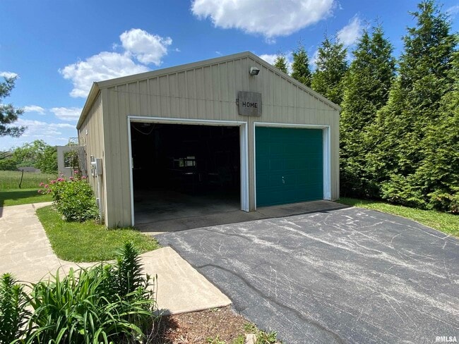 Photo - 6525 N Kramm Rd