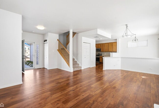 Photo - 487 W Hamlin Ln