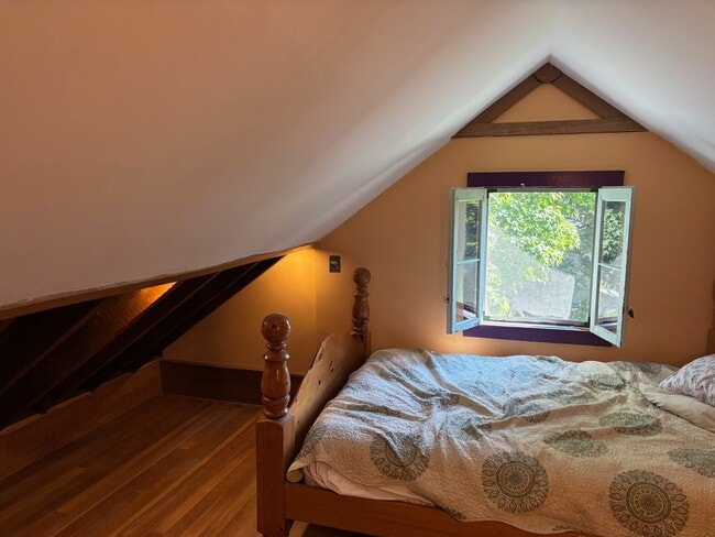 Photo - 621 Grant St