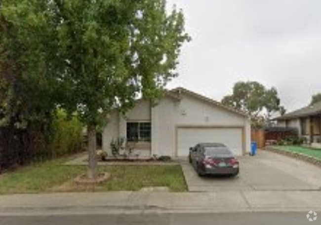 Building Photo - 209 Riverview Dr Rental