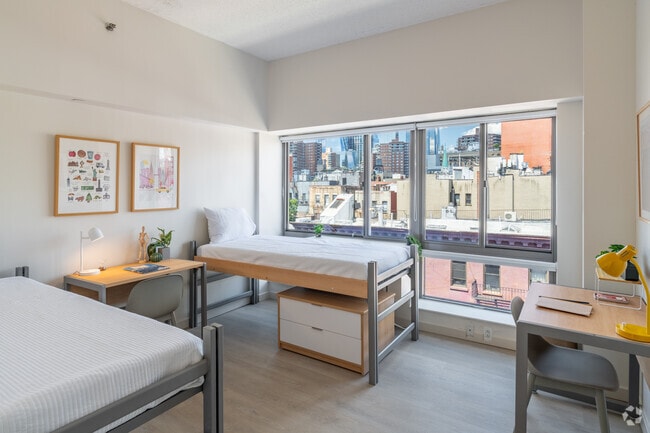 3BR, 2BA - 900SF - Double bedroom