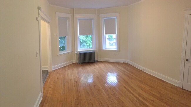 1111 Boylston St