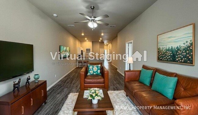 Photo - 2114 N Avenue J Townhome