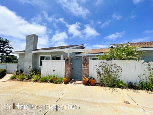 Beautiful ocean-view home located in the h... - Beautiful ocean-view home located in the h...