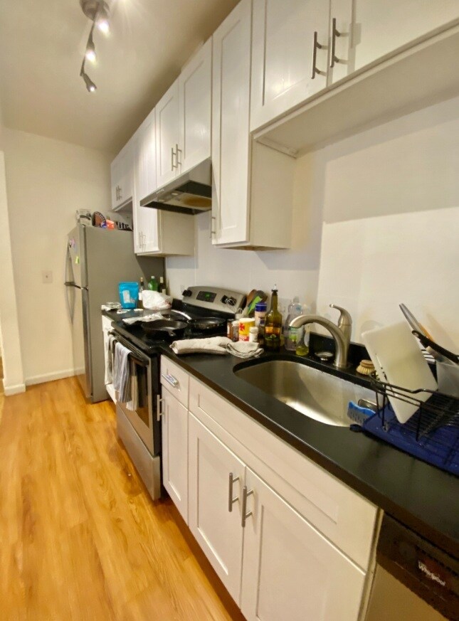 Photo - 15 Higgins St Unit B