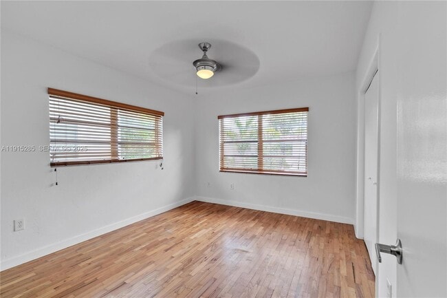 Building Photo - 411 Santander Ave Unit 1