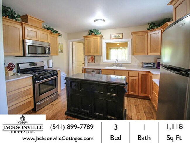 Photo - Hillside Cottage! Charming home with a vie...