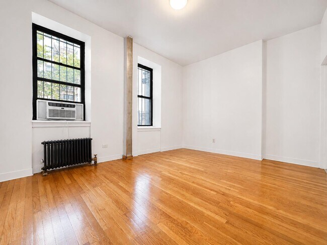 Photo - 182 Claremont Ave Unit 2