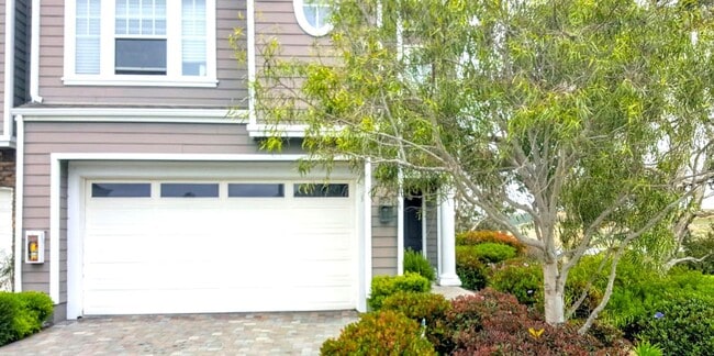 Photo - Waterfront Living at it's Finest!