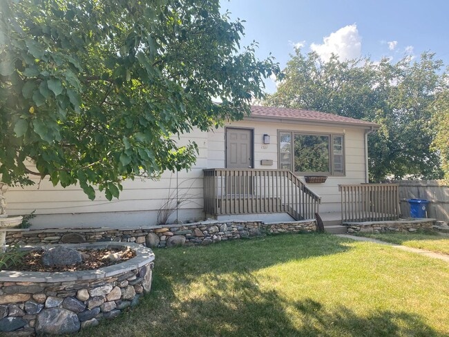Photo - 4 BED | 1.5 BATH | HOME | CARPORT | WEST