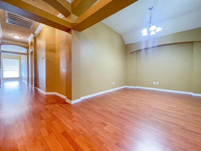 Photo - 10113 Condor Loop