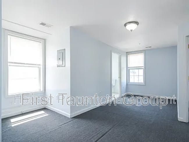 458 Weir St Unidad 5