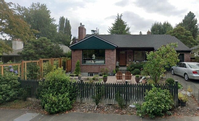 Property front - 1515 Arboretum Plz E