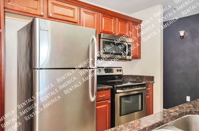 Photo - 2550 E River Rd