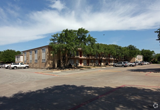 Building Photo - Solana Rental