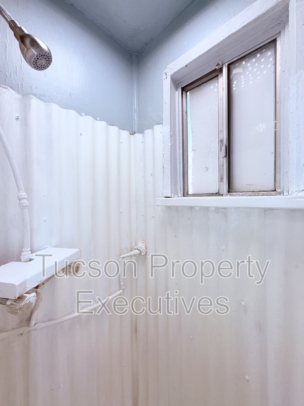 Photo - 234 E 32nd St