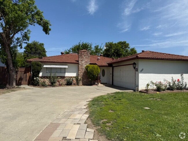 Building Photo - Affordable living Rental