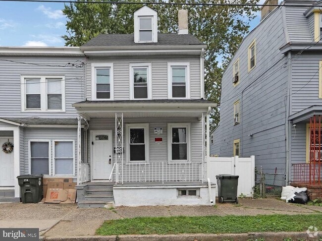 Building Photo - 133 E Federal St Rental
