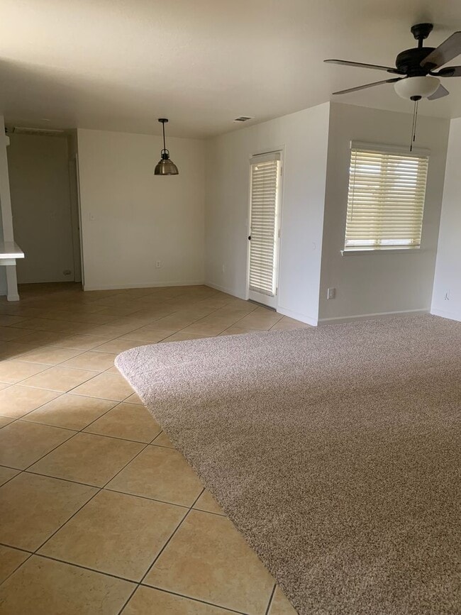 Photo - 3 Bedroom, 2 Bath home in North Hanford
