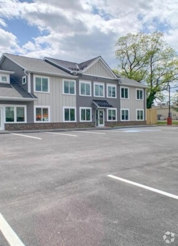 Building Photo - 640 Lincoln Hwy Unit 1 Rental