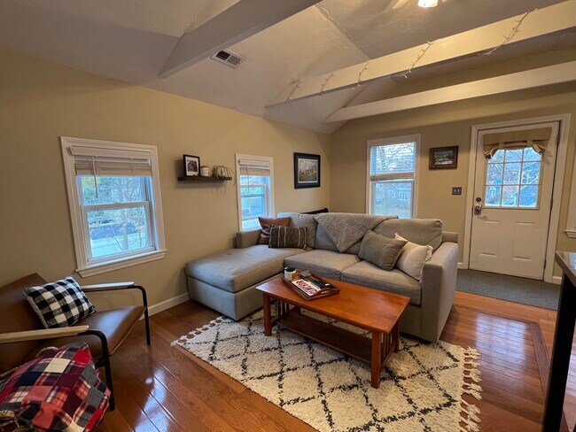 Photo - 3 Knox Ct Unidad 2