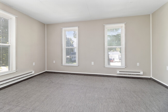 Photo - N. Park St Unit 3