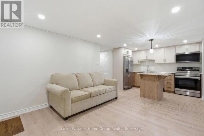 Photo - 33 Milson Crescent