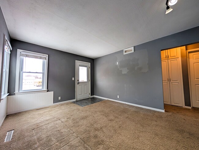 Photo - 1302 W Robinson St