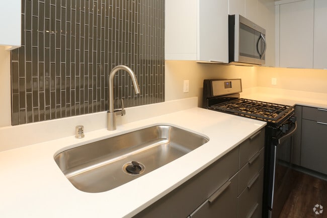 2BR, 2BA - Plan 2B