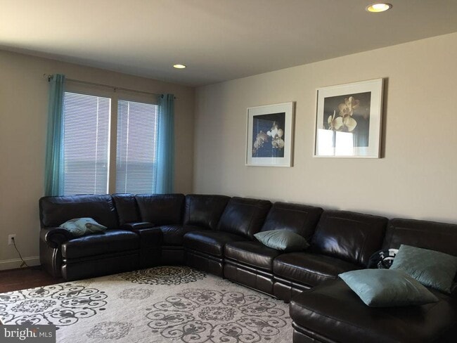 Photo - 42268 Rhett Drive