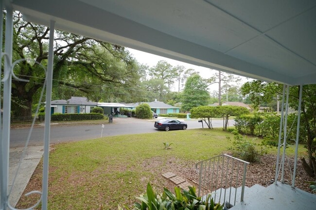 Photo - 1308 Coleman St