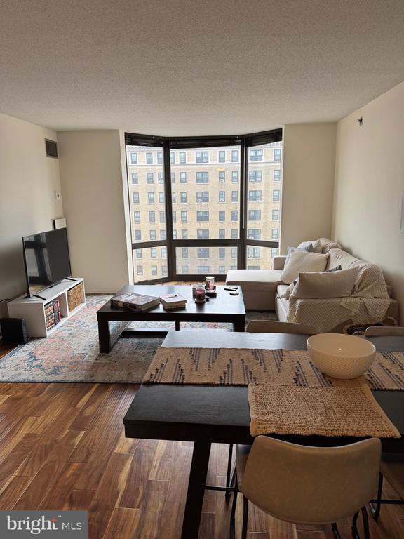 Photo - 2020 Walnut St Unit 15K