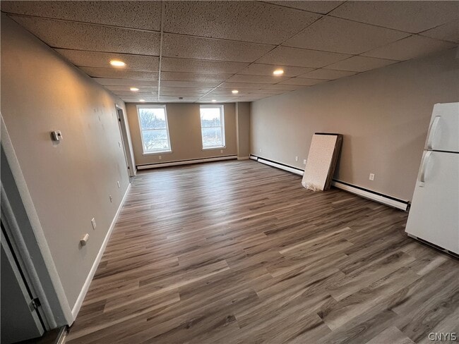 Photo - 83 E Main St