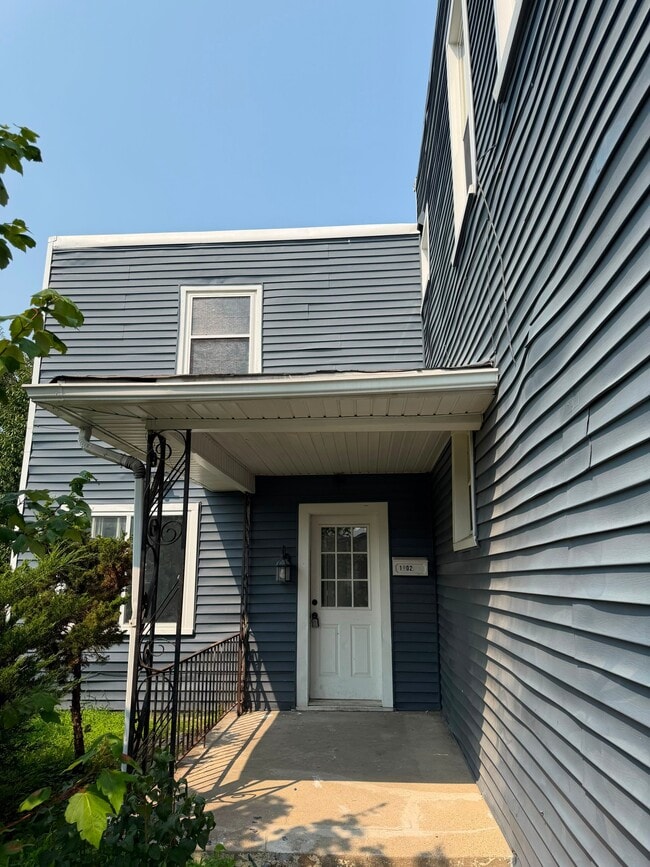 Photo - 1902 S Delaware St