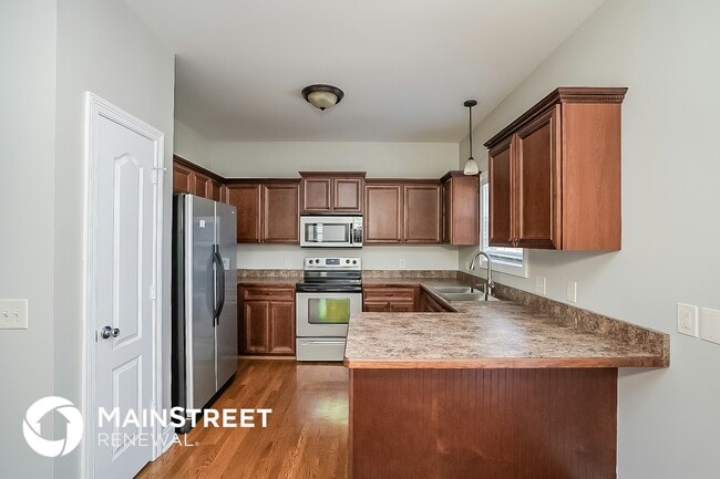 Photo - 320 Sea Biscuit Dr