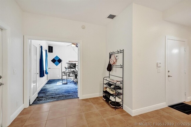 Photo - 228 SW 6th Ct