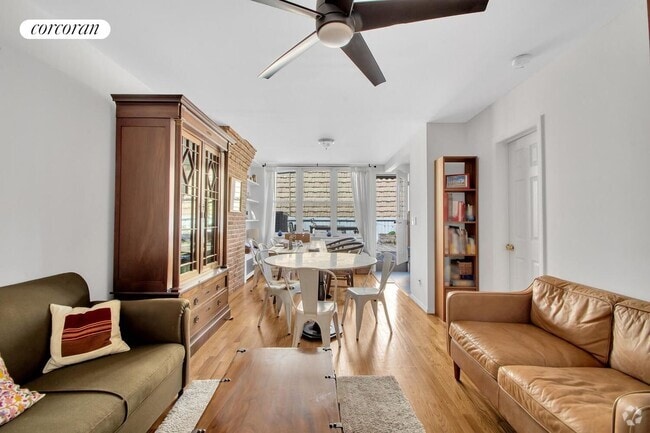 Building Photo - 88 Roebling St Rental