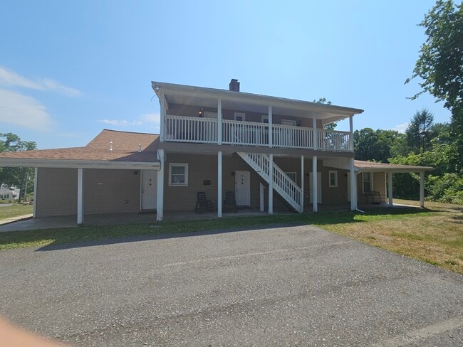 Photo - 121 Brunswick Rd Unit APT 6