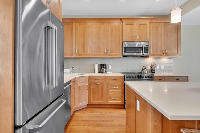 Photo - 422 Midland Ave