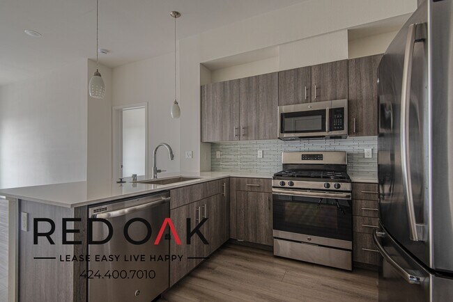 Photo - 1331 W 7th St Unidad 705