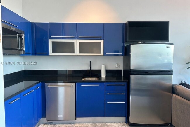 Photo - 253 NE 2nd St Unidad 333